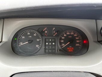 Reanult trafic 1.9tdci - 8
