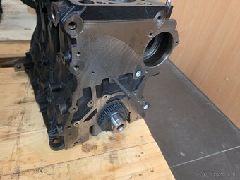 BLOK MOTOR  2,0 TDI DFF / DFS NOVY + KLUKA - 8