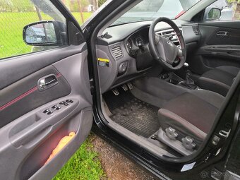 Kia Rio 1.5 CRDi 81KW 2007 - 8