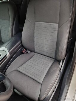 Mercedes-Benz C trieda Sedan 200d AT9 118Kw SR Full Led Face - 8