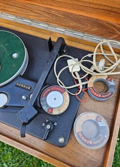 Radio schaub-supraphon 52 - 8