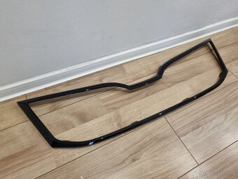 PREDNA MASKA OCTAVIA 3 / 3FL / 4RAMCEK GRILU MASKY CIERNY - 8