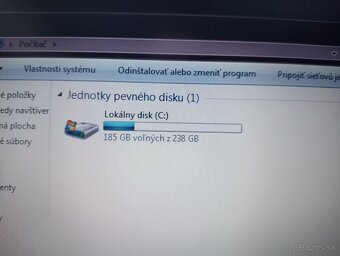 HP elitebook 725 G4 ,AMD A10 quad core , 8gb ram ,Windows 7 - 8