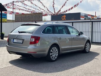 Škoda Superb Combi 2.0 TSI 147 kW Elegance DSG - 8