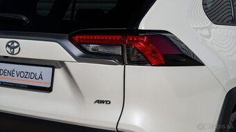 Toyota RAV4 2.0 benzín 4x4 129kW, Automat, rv 2020 - 8