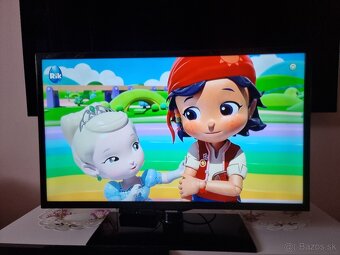 Predám LED TV SAMSUNG UE32F4000AW HD ready - 8