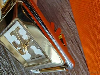 Tory Burch - 8