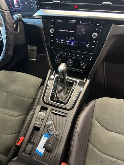 VW Arteon SB R 2.0TSI 235kw 4motion 2023 Virtual/Ťažné/Keyle - 8