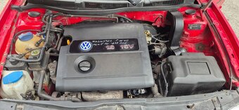 VW Golf 1,6 benzín 77 kw - 8