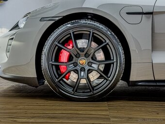 Porsche Taycan GTS Sport Turismo 93.4 kWh - 8
