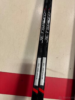 UPLNE NOVA PROFI HOKEJKA CCM JETSPEED FT6 SR SIGMATEX - 8