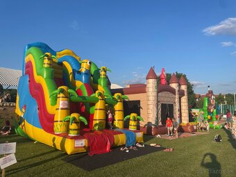 Predam nafukovacie atrakcie hrady - 8