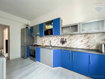 PREDANÉ Predaj: 3-izbový byt s krbom priamo v centre L - 8