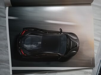 💙⚡Predám Katalógy BMW i8 i12 Coupe 🏁✨ - 8