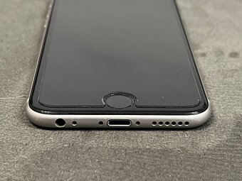 Predám iPhone 6s - 64GB - 8