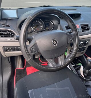 Renault Megane - 8