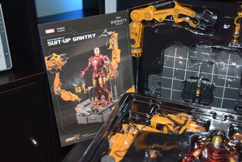 Iron Man Figurka LED - 8