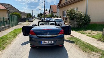 Opel Astra TwinTop (Cabrio) 1.9 (150PS) - 8