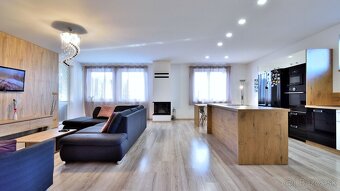 Krásny 3 izbový dom s garážou na predaj, Kynceľove Kračany - 8