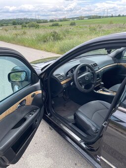 Mercedes Benz W211 E320 CDI - 8