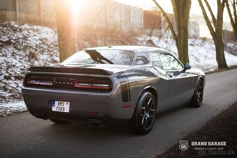 DODGE CHALLENGER SCATPACK SHAKER 6.4 - 8