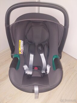 Bugaboo Fox 2 + vajíčko Britax - 8