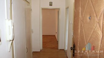 SPEKTRUM REALITY- Na Predaj 2-izbový byt, 57 m2, okres Priev - 8