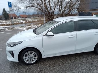Predám Kia Ceed Kombi 2021 - 8