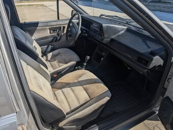 Volkswagen Passat B2 sedan r.v. 1985 - 8