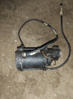 Rozpredám motor cagiva125 +niake dieli - 8