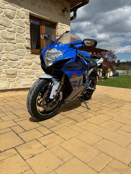 Suzuki Gsx-R 750 - 8