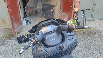 Suzuki AN650 Burgman Executive - 8