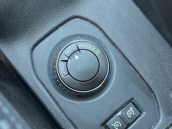 Dacia Duster 1.6 benzin 4x4 - 8
