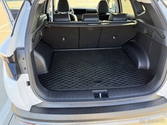 Hyundai Tucson 1.6 T-GDi Hybrid 158kW (215 koní) Premium 4x4 - 8