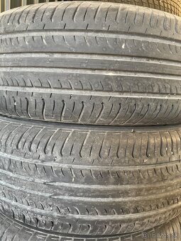 Pneu 225/60 r17 - 8