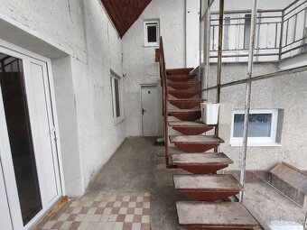 PREDAJ rodinný dom pri parku - 8