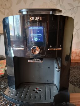 Kávovar Krups EA 82 - 8