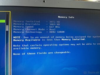 Laptop DELL Studio 1735 - 8