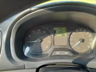 Škoda Fabia 1,2 LPG - Benzín, r. 2011 - 8