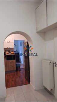 TOP lokalita blízko centra: veľkometrážny 2 izbový byt pri C - 8