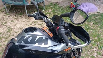 KTM Duke 790 - 8