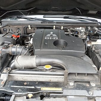 Predám/Vymením Mitsubishi Pajero IV - 8