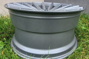 Predám konkávne elektrony origo VOSSEN 5x120 r19 dvojrozmer - 8