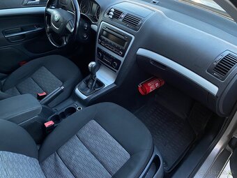 ŠKODA OCTAVIA COMBI 1.9 TDI 77KW FACELIFT - 8