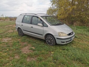 Ford Galaxy 1.9 - 8