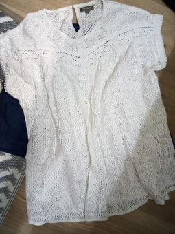 Nádherná značkova krajkovana blúzka - 8