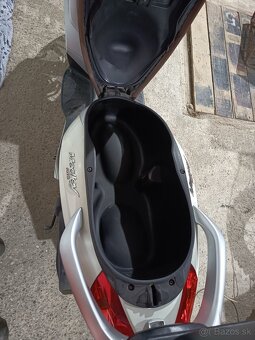 Piaggio Medley 125, 2017, 15 300 km - 8