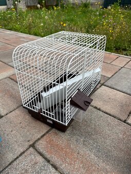 Na predaj chovateľské potreby. - 8