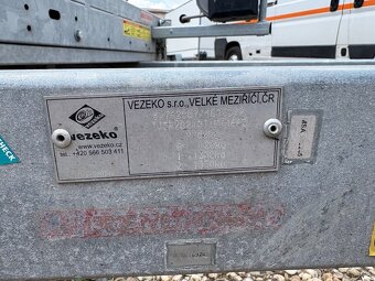 Autoprepravník Vezeko - 8