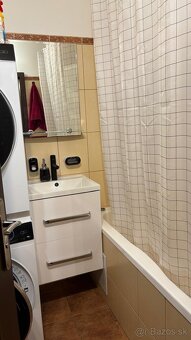 NA PREDAJ: 3i BYT PO REKONŠTRUKCII S BALKÓNOM, BREZNO MPČĽ - 8